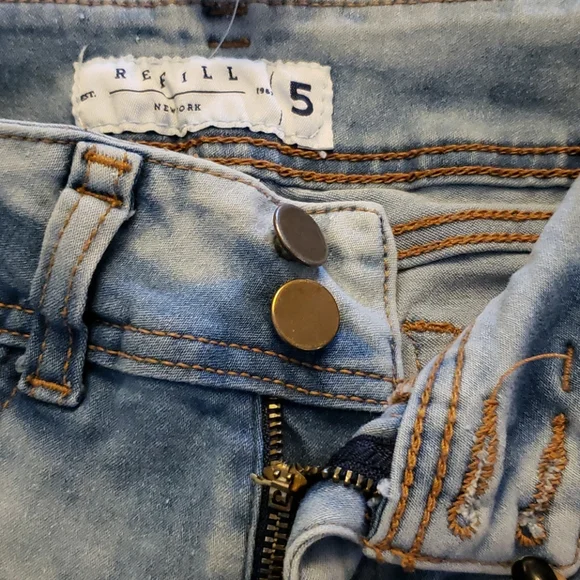Refill Acid Wash Jeans Sz5 (#180) - Picture 2 of 5